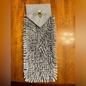 Norwex Chenille Hanging Hand Towel—Gray Queen Bee Limited Edition